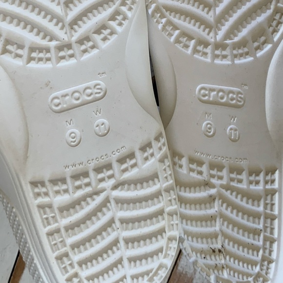 CROCS glitter sandals slides white silver NWOT women’s sz 11 - Picture 10 of 10